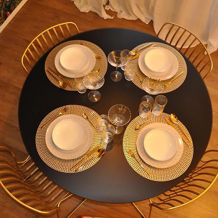 Elegante Appartamento Milano Milão Exterior foto